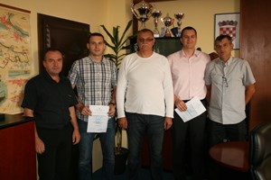 Slika PU_VS/odlikovanja/Naslovna - dodjela priznanja.JPG